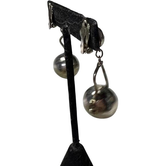 Vintage Silver Metal Orb Ball Dangle Clip On Statement Earrings - Picture 7 of 10